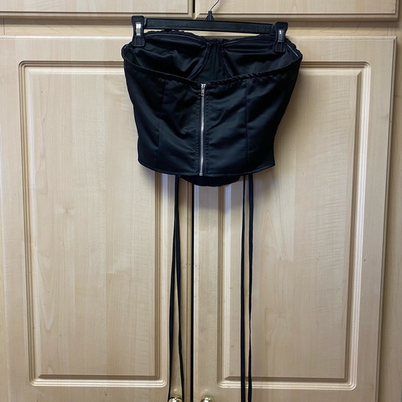 PrettyLittleThing Black Satin Double Lace Up Crop Corset Size 4 - Picture 5 of 9
